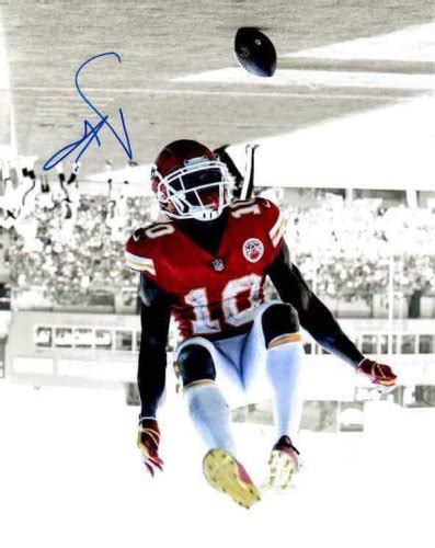 Tyreek Hill Autographed Signed Spotlight Flip Vertical 16x20 Photo