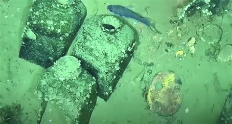 Video of 18th Century 'Holy Grail' of Shipwrecks From off Colombia ...