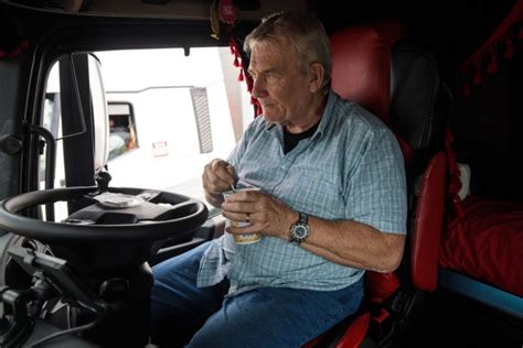 Lorry driver jobs are up for grabs during UK shortage - here's how to ...