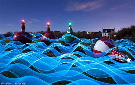 Artist David Gilliver's psychedelic paintings illuminate the Channel Island of Guernsey | Daily ...