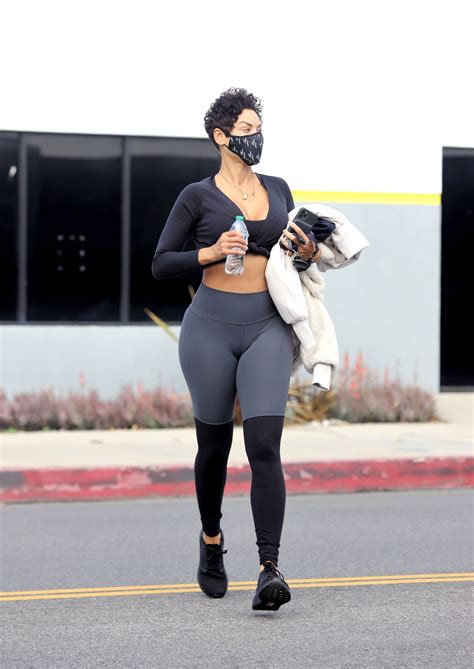 Nicole Murphy in Workout Outfit - Los Angeles 03/18/2021 • CelebMafia