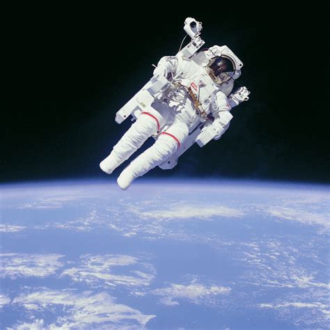 Bruce McCandless | Space Shuttle Challenger, NASA, Astronaut | Britannica