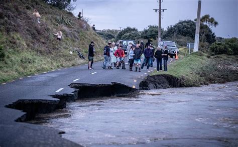 West Auckland flooding: Incredible photos as Kumeū experiences second wettest day on record - NZ ...