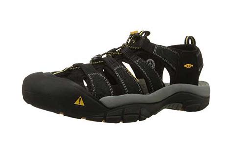 Top 10 Best Walking Sandals for Men in 2021 Reviews