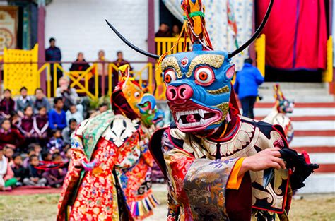 Folk Dance of Sikkim, Traditional Dance of Sikkim - Lifestyle Fun