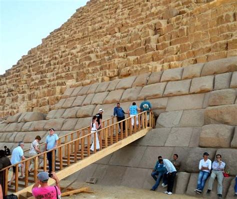 Pyramids of Giza | History, Location, Age, Interior, & Facts | Britannica