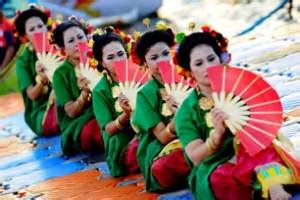 Tari Pakarena – Tarian Tradisional Makassar, Sulawesi Selatan