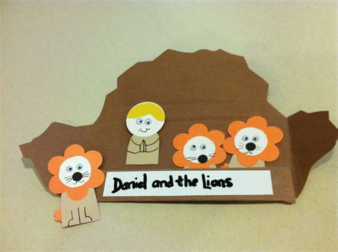 Daniel And The Lion's Den Printable Craft