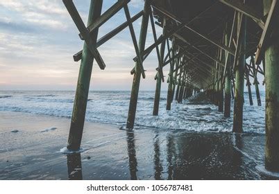 Folly Beach Pier Stock Photo 1056787481 | Shutterstock