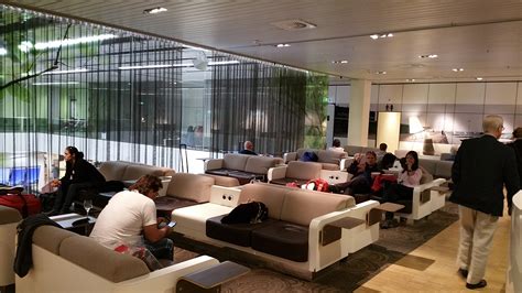 aspire lounge number 25 amsterdam ams airport review rene delta points (3) - Renés PointsRenés ...