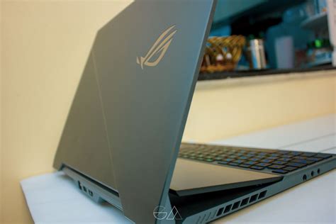 Asus ROG Zephyrus Duo 15 GX550 Review - If The Rock Was a Laptop