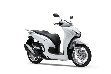 2021 Honda SH350i Guide • Total Motorcycle