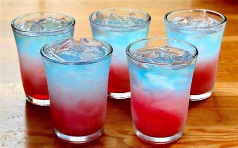 Bomb Pop Shots - The Kitchen Whisperer | Vodka shots, Bomb pop shot, Lemon vodka