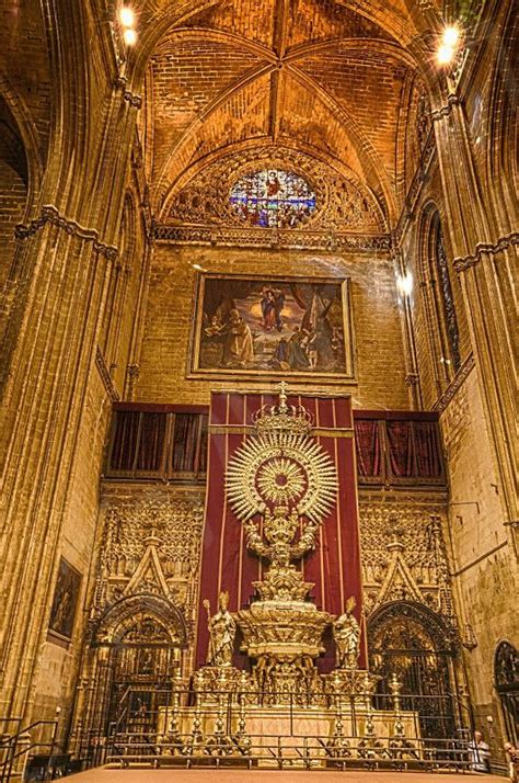 The interior of Cathedral Seville ... | Catedral de sevilla, Catedral, Campanario