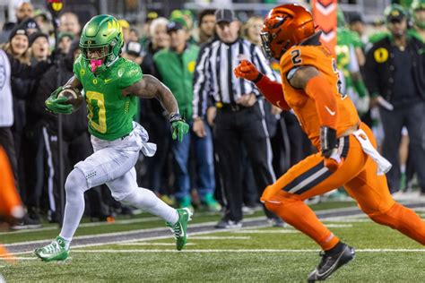 Oregon football opens with season-long drive over 8 minutes in win over ...