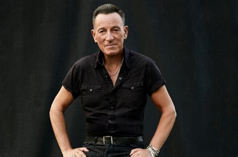 Bruce Springsteen Tour Kickoff: Review and Setlist for Tampa Show ...