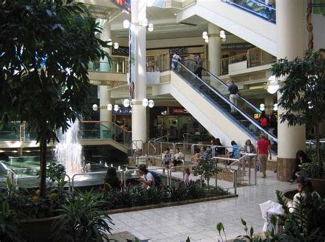 CF Pacific Centre mall once had a massive atrium with a waterfall (PHOTOS) | Urbanized