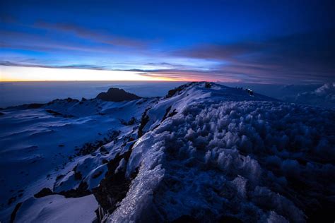 Views from Uhuru Peak after a sunrise summit of Mount Kilimanjaro [OC ...