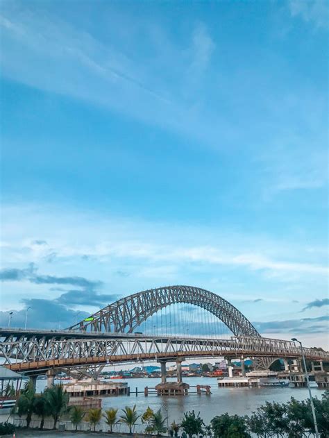 Jembatan mahakam | Foto wisata, Pemandangan kota, Gambar kehidupan