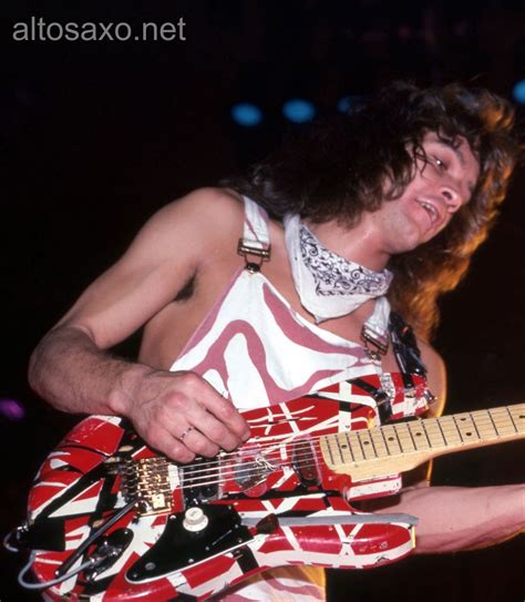 Eddie Van Halen with Frankenstrat 1982 | Eddie van halen, Van halen, Best guitarist