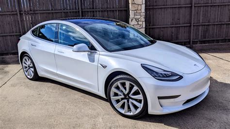 2020 Tesla Model 3 Standard Range Plus RWD - Find My Electric