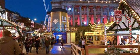 Winter Wonderland Nottingham | Sur La Piste Bar | Market Square