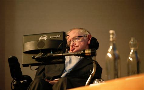 How technology gave Stephen Hawking a voice