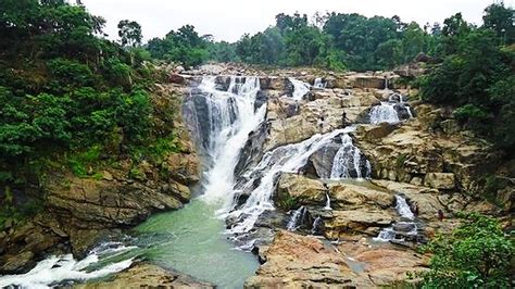 12 Wonderful Waterfalls In Jharkhand • Travelothon