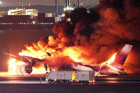 Inside the chaos on the Japan Airlines flight after the Tokyo crash ...