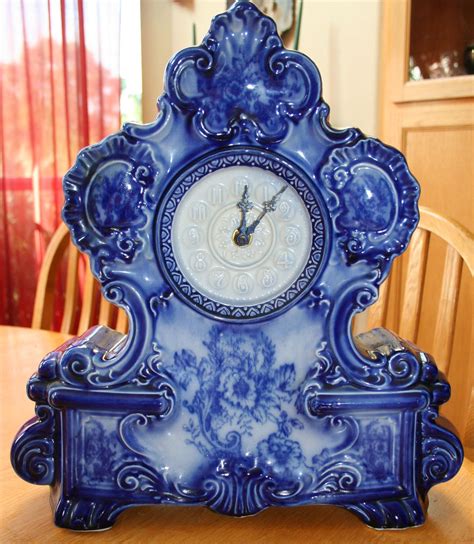 ANTIQUE VINTAGE Delft Blue Mantel Shelf Clock Porcelain | eBay | Clock, Vintage clock, Beautiful ...