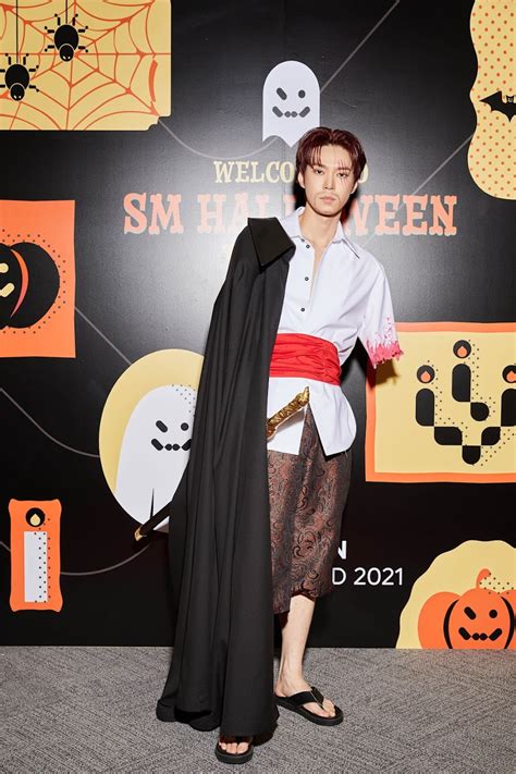 Here Are All The Costumes From The "SMTOWN Wonderland 2021" Halloween ...