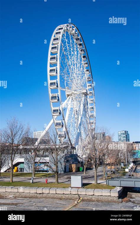 La Grande Roue ferris wheel in vieux Montreal, Quebec, Canada Stock ...