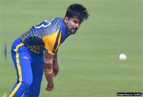 Vivo IPL 2021: Mumbai Indians (MI) Adds R. Vinay Kumar As A New Talent ...