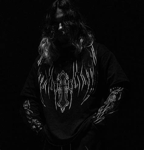 Heavenly Oversized longsleeve T-shirt VOID&LIGHT – Breathedivinity