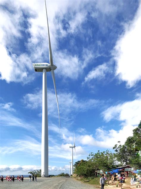 54MW Pililla Wind Farm in Rizal - Windmills near Manila - The Bloggeram