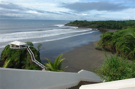 Beautiful place to visit in El Salvador is the Cuco beach