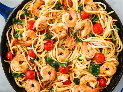 Authentic Jamie Oliver Seafood Linguine Recipe - TheFoodXP