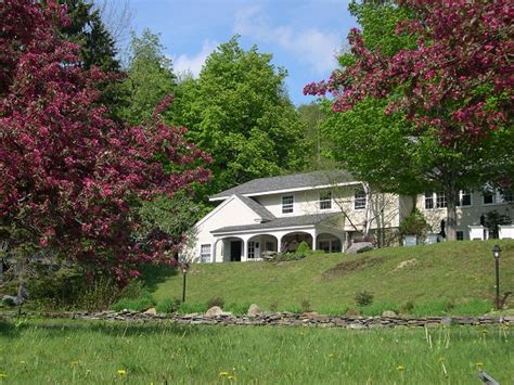 Deerhill Inn - a Luxury Bed and Breakfast in Southern Vermont