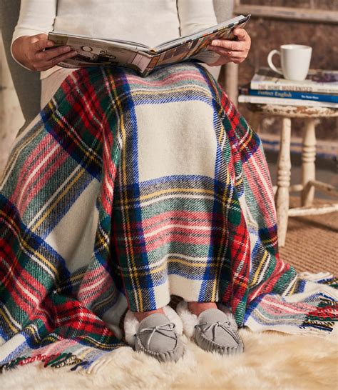 Cream Tartan | Pure Wool Tartan Knee Blanket | WoolOvers US