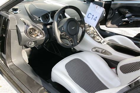 Aston Martin One-77 At Concorso d’Eleganza – Images and Videos