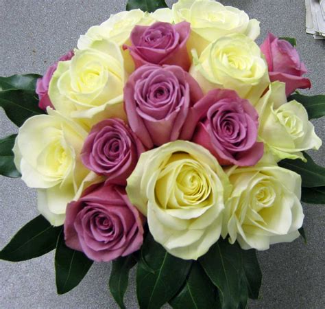 white_pink_rose_bouquet – Simply Flowers – Brighouse – Beautiful flowers designed especially for you