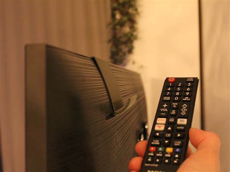 Remote Holder for Samsung TV 7 Series by 3Dri | Download free STL model ...