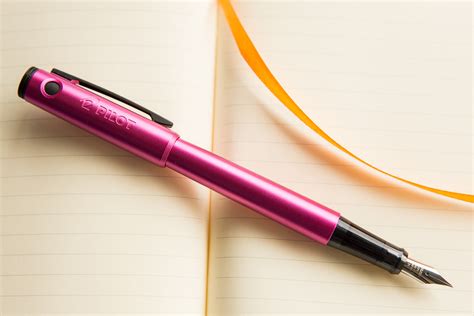 Pilot Explorer Fountain Pen - Pink