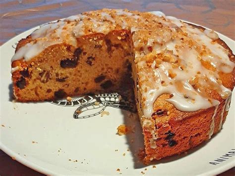 Apple-walnut cake – Vegan Test Kitchen