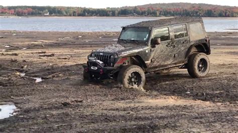 2015 Jeep Wrangler Mudding CNY - YouTube