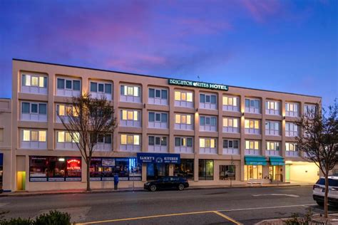 Brighton Suites Hotel in Rehoboth Beach, DE - 400 reviews, price from $89 | Planet of Hotels