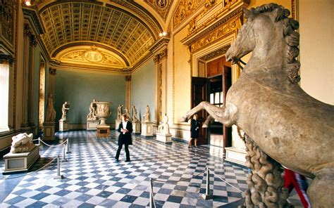 Explore Virtual Tours of 12 Famous Museums