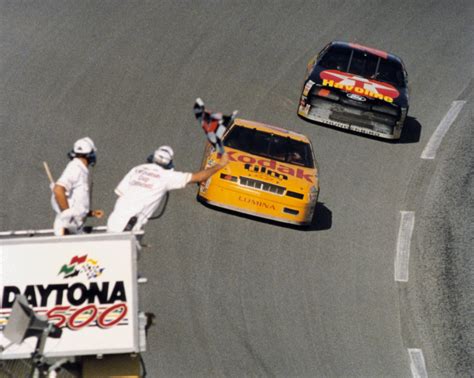 Closest finishes in Daytona 500 history | NASCAR