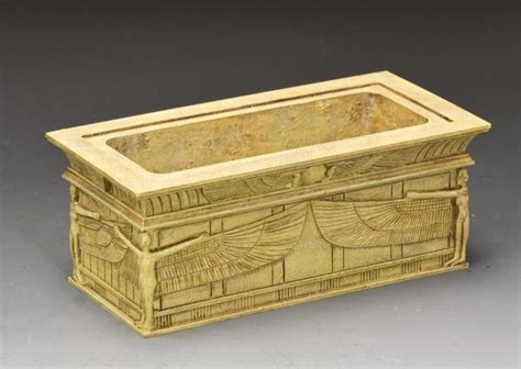 AE098 Tutankhamun’s Sarcophagus - Troops of Time