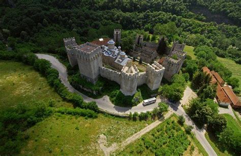 Manasija monastery - Manastir Manasija | Castelli, Viaggi